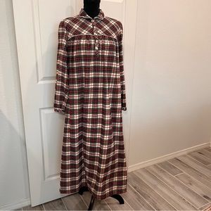 LL BEAN FLANNEL NIGHTGOWN LIKE NEW